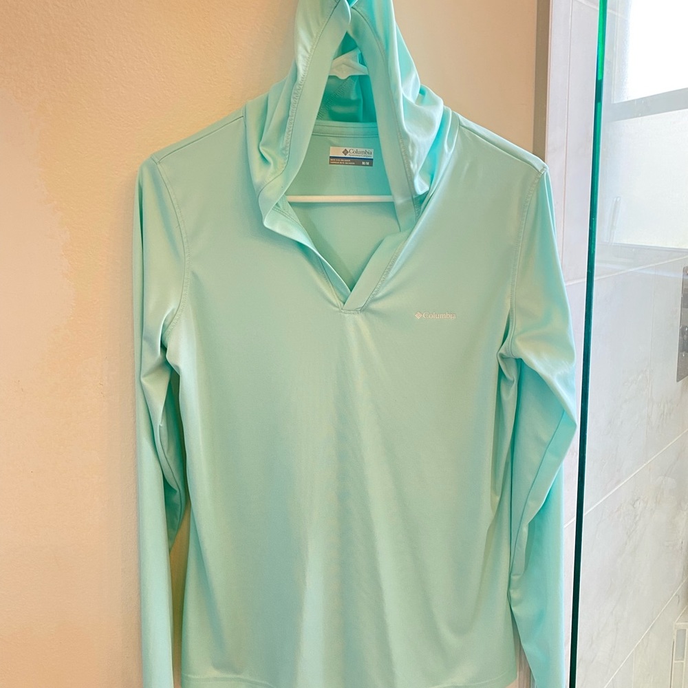 Women’s medium Columbia top